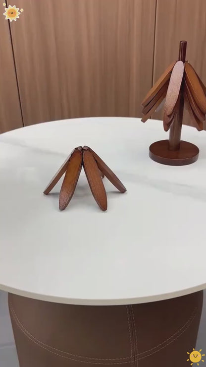 Wooden Christmas Tree Trivet Set – Elegant Heat Resistant Table Protector & Holiday Kitchen Decor
